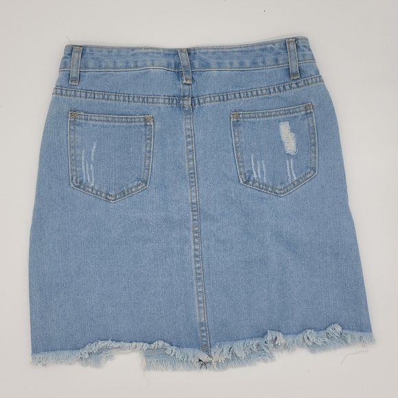 Lightwash Distressed Denim Short Skirt Sz S - Picture 2 of 4